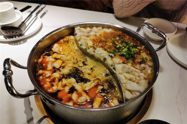 酸点老坛酸菜鱼